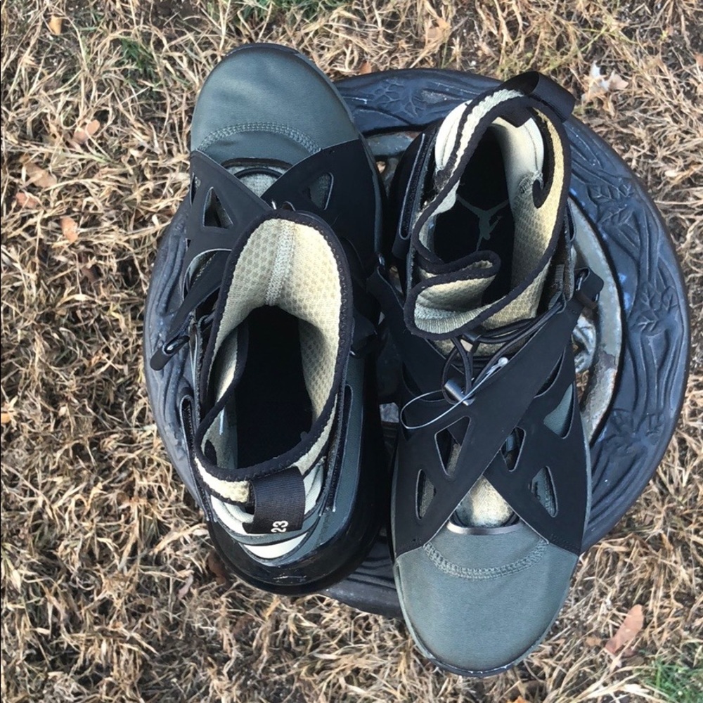 Nike Jordan Air Latitude 720 Sequoia/Trooper Black - Picture 9 of 11